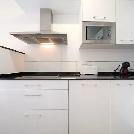 Family Retreat With Views, Terrace & Parking Apartment