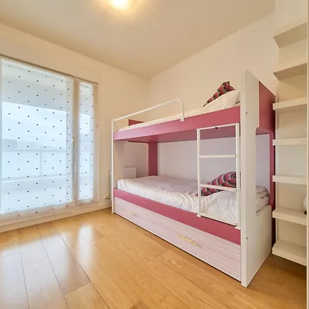 Family Retreat With Views, Terrace & Parking Apartment Vitoria-Gasteiz